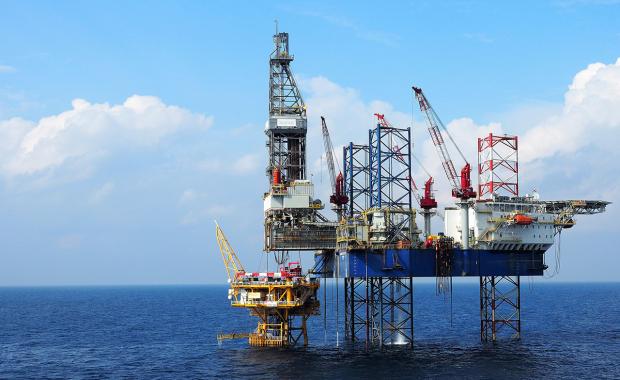 Oil and gas projects have special characteristics that need a different technique in project management. 